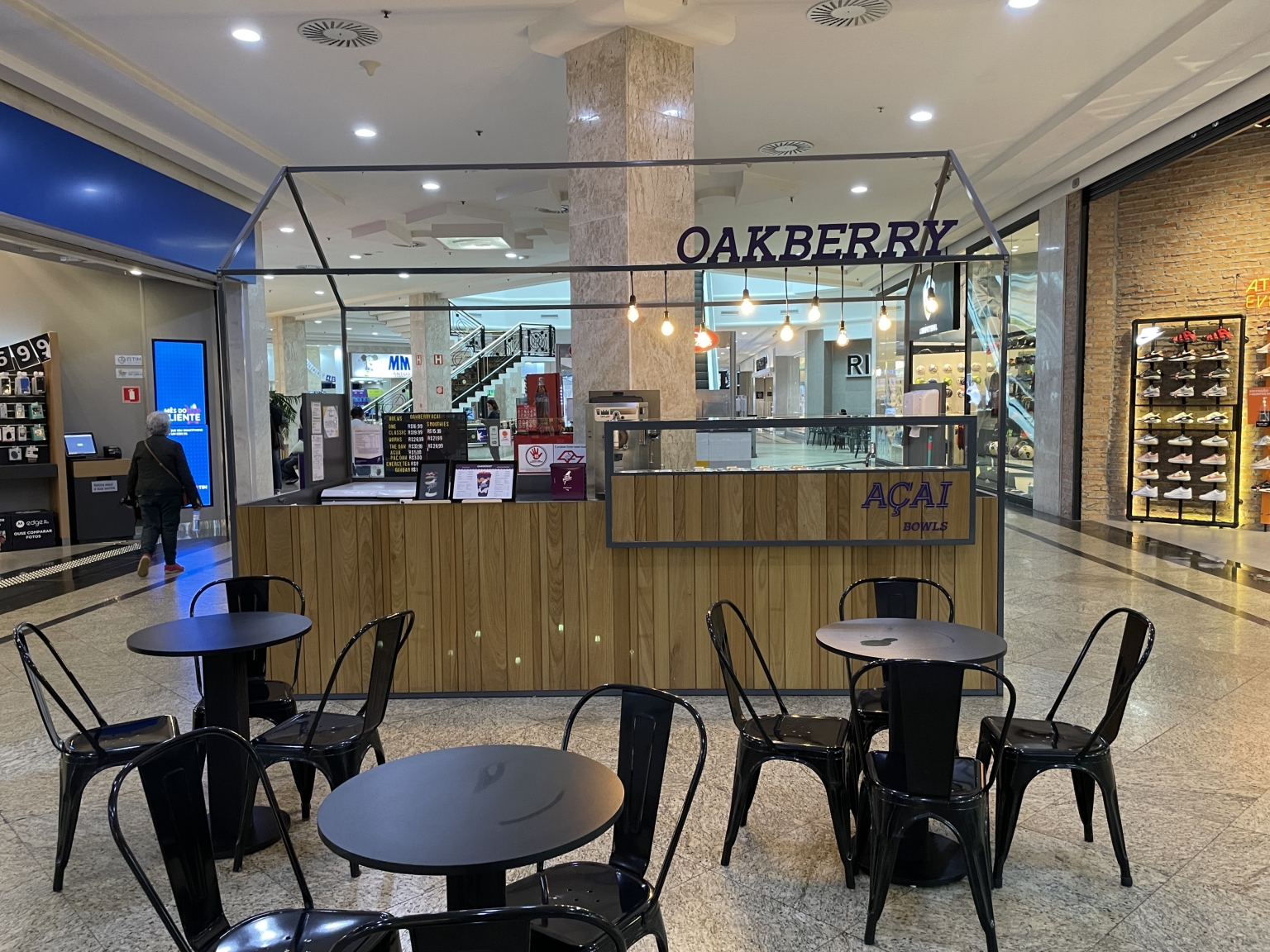 OAKBERRY Praiamar Shopping OAKBERRY Praiamar Shopping